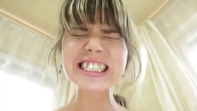 Trío salvaje con cojiendo a viejitas una nena