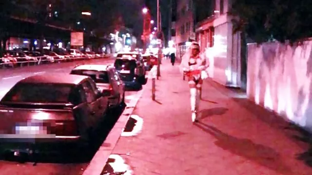 vienes de lado viejas cojiendo con viejos ..?